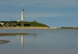 faro con laguna